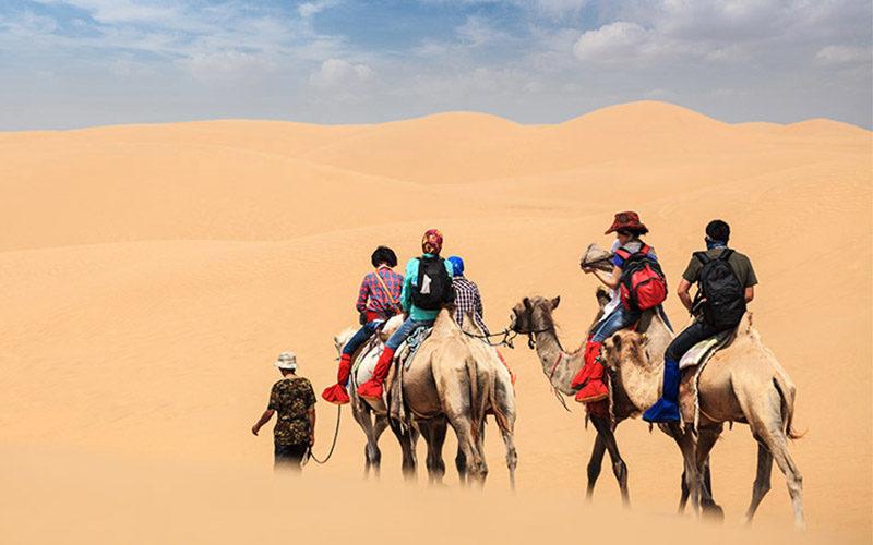 Dubai desert camel ride - Desert Safari UAE